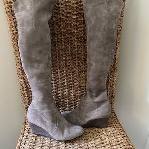 Casini taupe suede high boot w/ wedge-size EU 37.5 - US 7- tailored fit!
